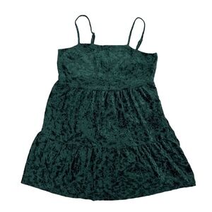 NWT Wild Fable Green Crushed Velvet Spaghetti Strap Dress Size Medium Women’s